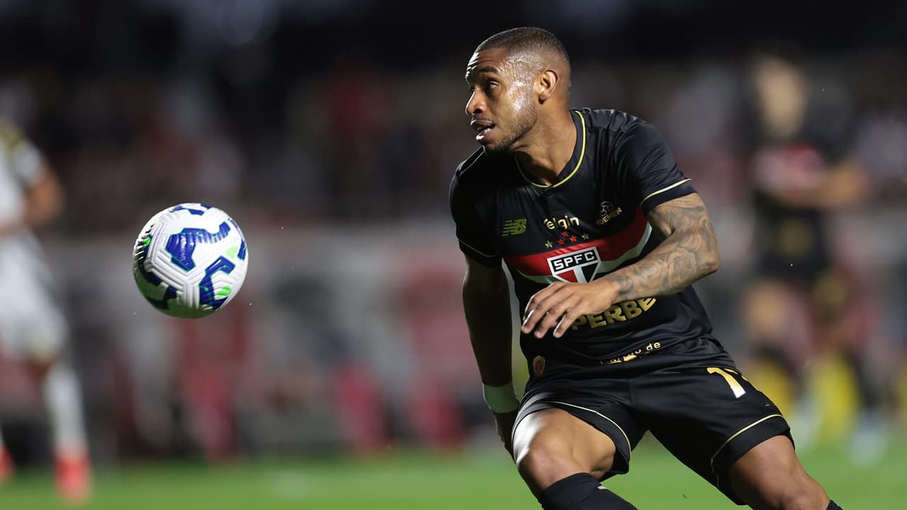 São Paulo divulga time para duelo decisivo contra o Fluminense no Maracanã — Futebol