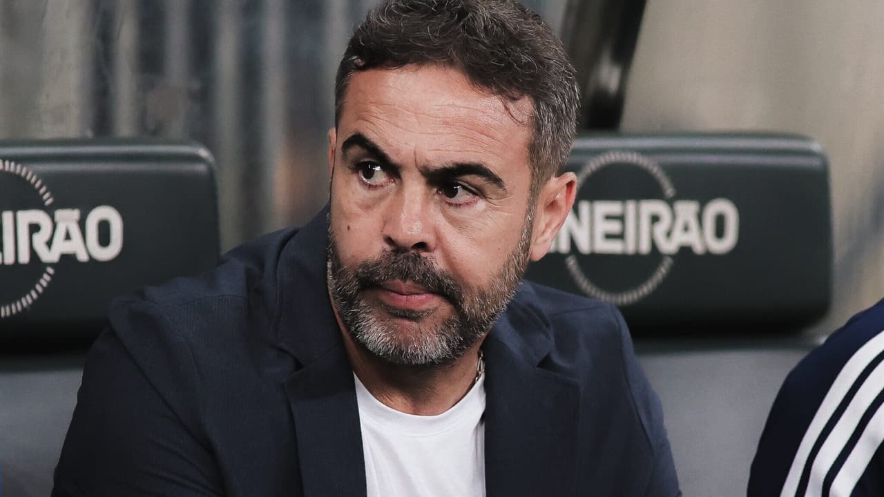 Análise do Desempenho de Artur Jorge em Clássicos do Cruzeiro