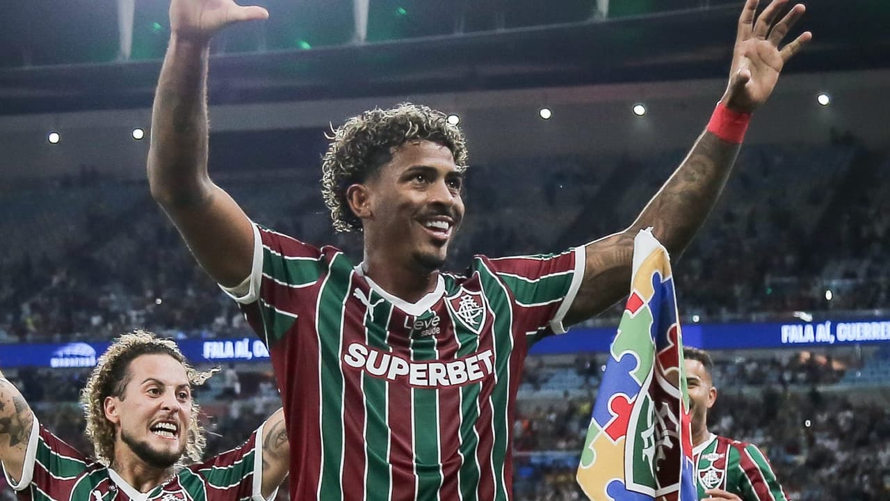 Zubeldia revoluciona escalação do Flu com retorno de John Kennedy contra o Vitória — Futebol