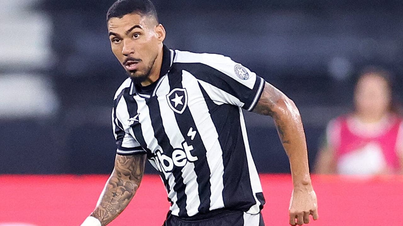 Botafogo enfrenta crise no meio: Allan fora por até oito semanas até a Copa — Futebol