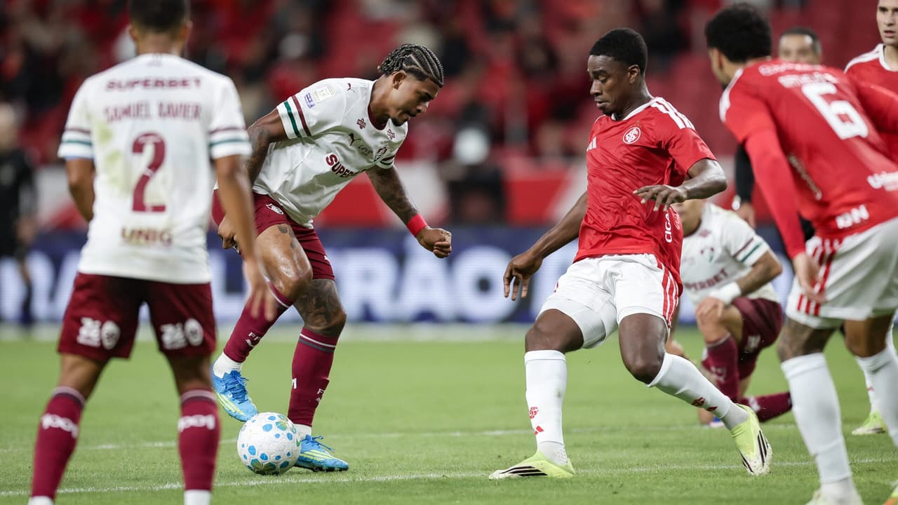 Fluminense decepciona com time reserva e sofre derrota para o Inter no Brasileirão — Futebol