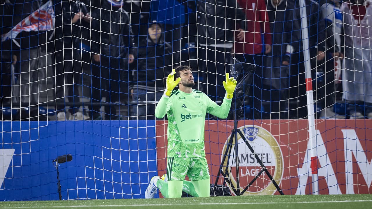 Cruzeiro resiste com unhas e dentes no Chile e segue na briga pela Libertadores — Futebol