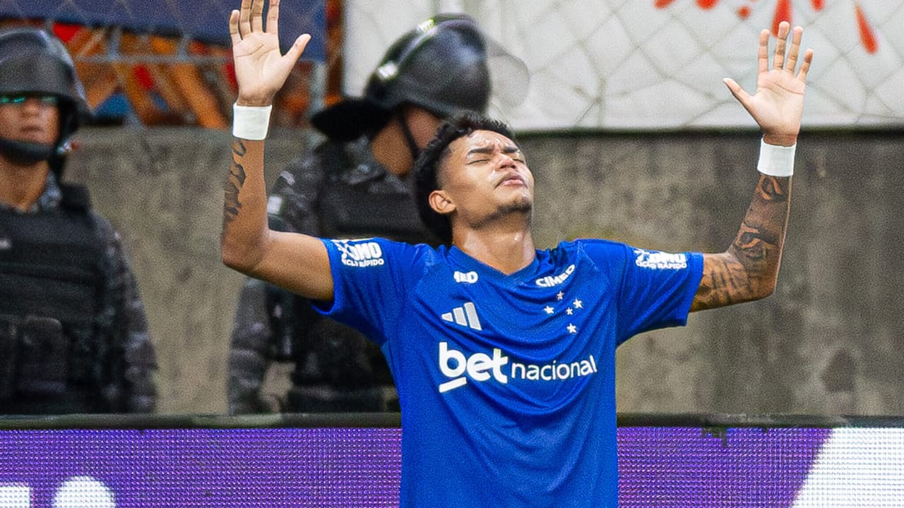 Kaique Kenji brilha em vitória do Cruzeiro e reafirma legado familiar no futebol brasileiro