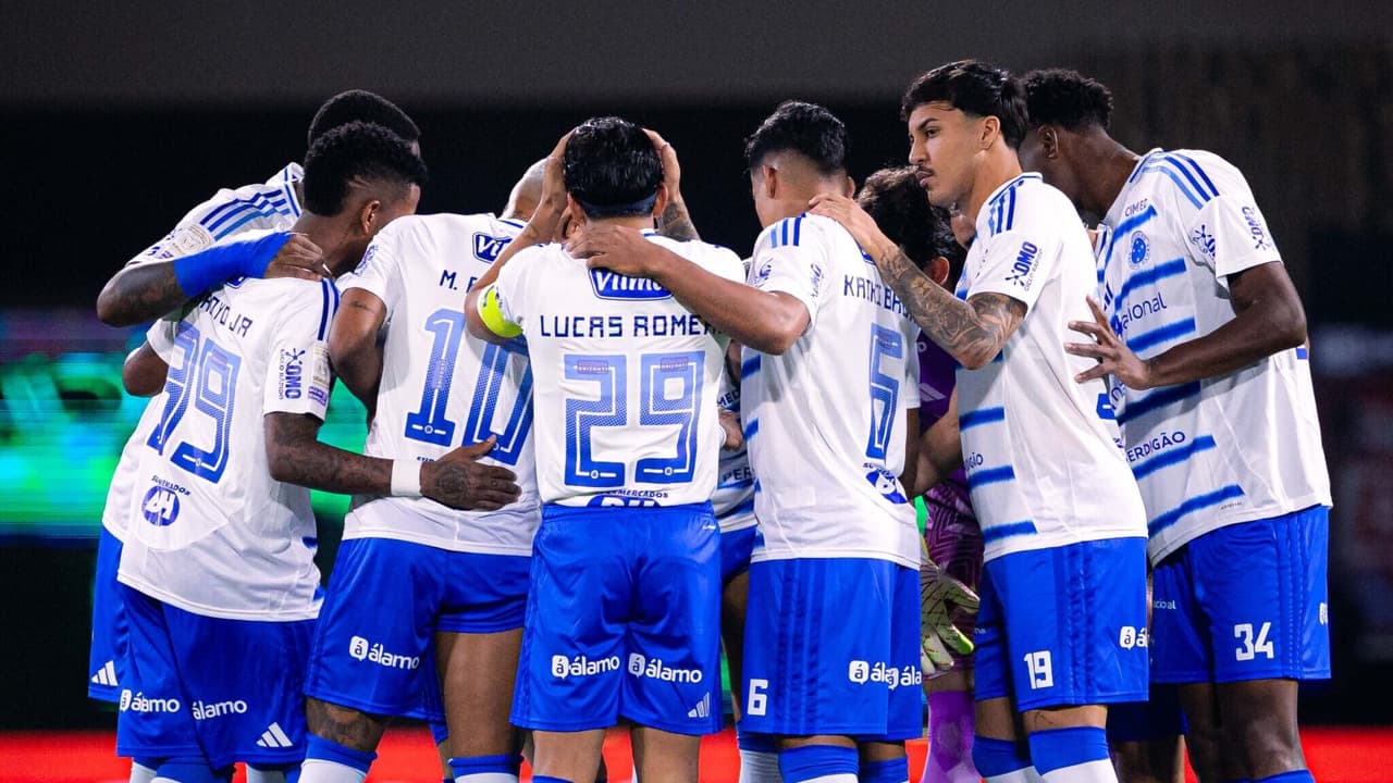 Defesa firme do Cruzeiro garante empate sem gols contra o Palmeiras na Arena Barueri