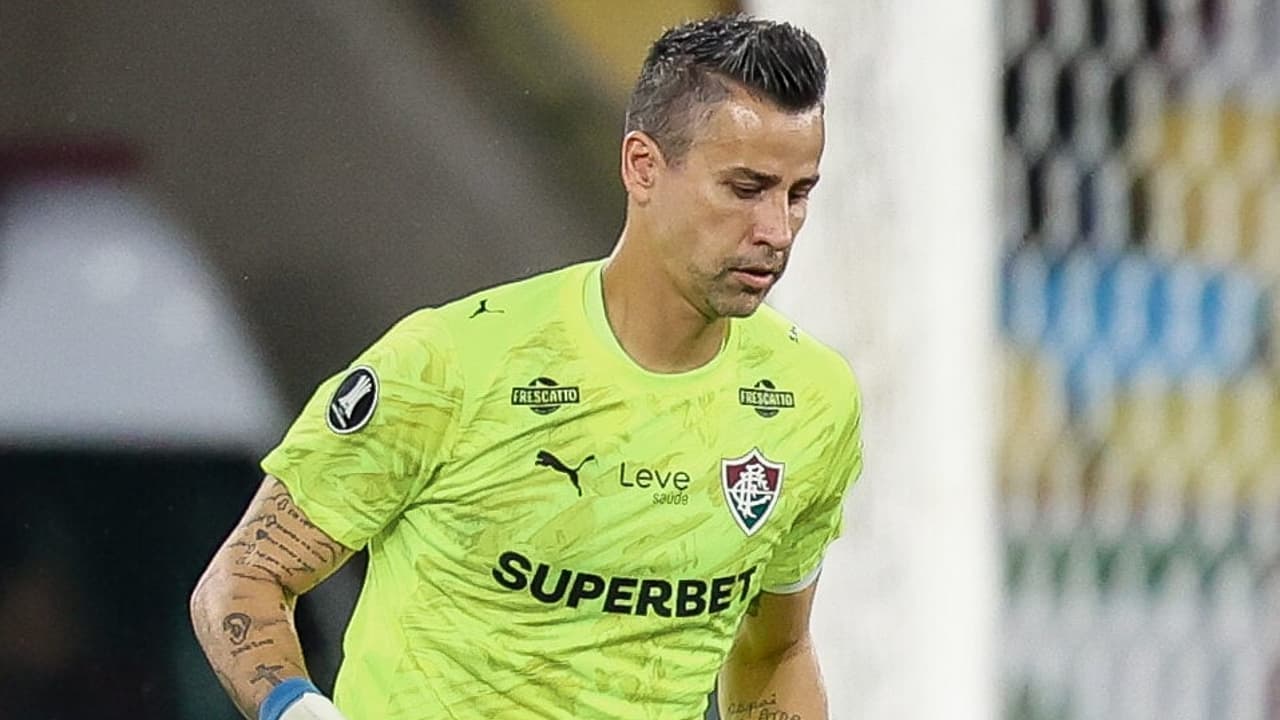 Fábio abre o jogo sobre exclusão da Seleção e mantém foco no Fluminense e na fé — Futebol