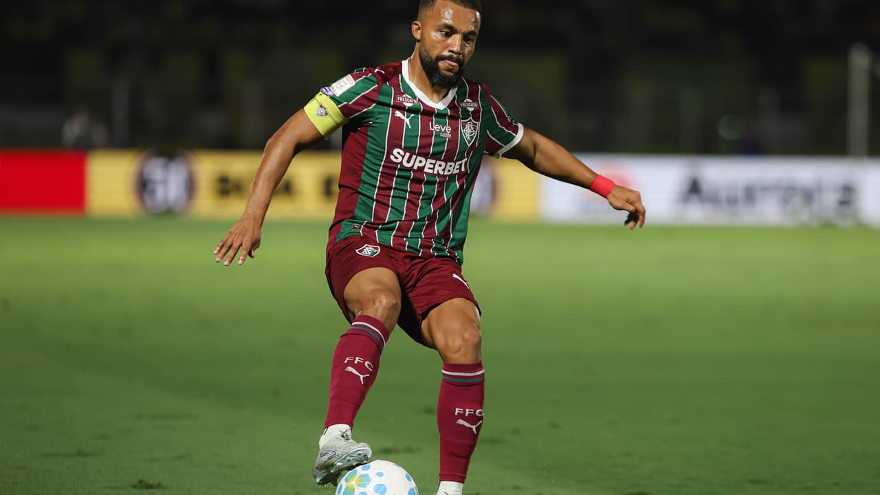 Samuel Xavier detona arbitragem após revés do Fluminense: pênalti anulado revolta o lateral — Futebol