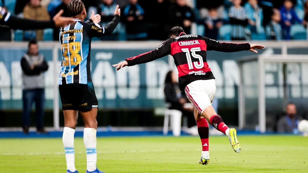 Flamengo Supera Grêmio e Reduz Distância para o Palmeiras na Corrida pelo Brasileirão