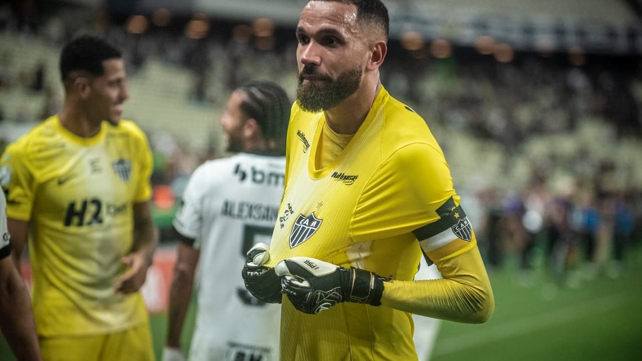 Éverson vira herói do Galo com defesas decisivas e pênalti na classificação contra o Ceará — Futebol
