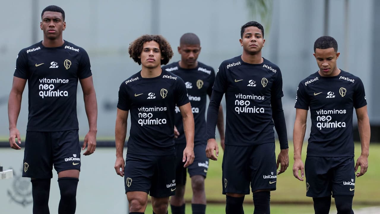 Joia da base corintiana explode na Turquia e chama atenção do Benfica: Timão sonha com lucro milionário — Futebol