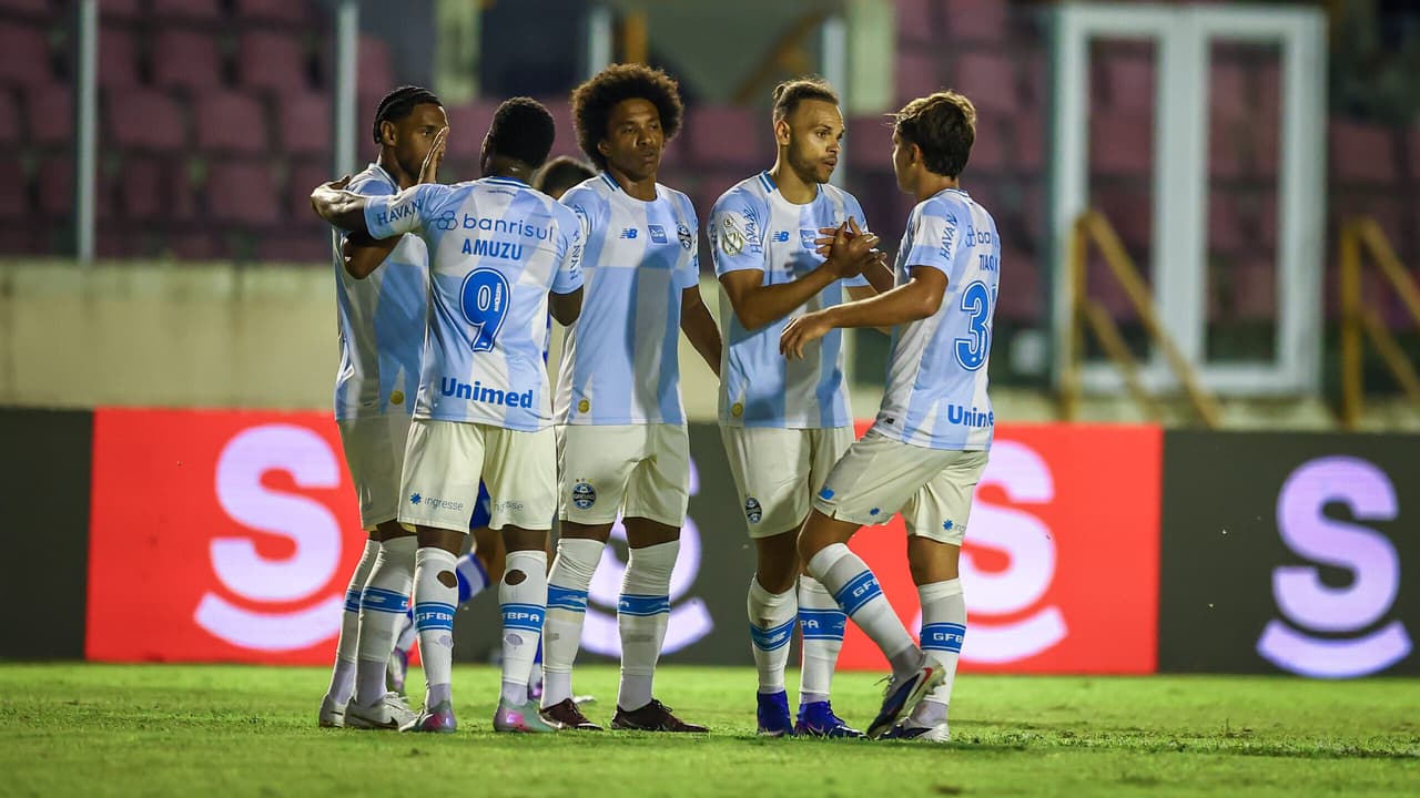 Grêmio brilha com Braithwaite, Athletico e Fortaleza avançam às oitavas da Copa do Brasil — Futebol