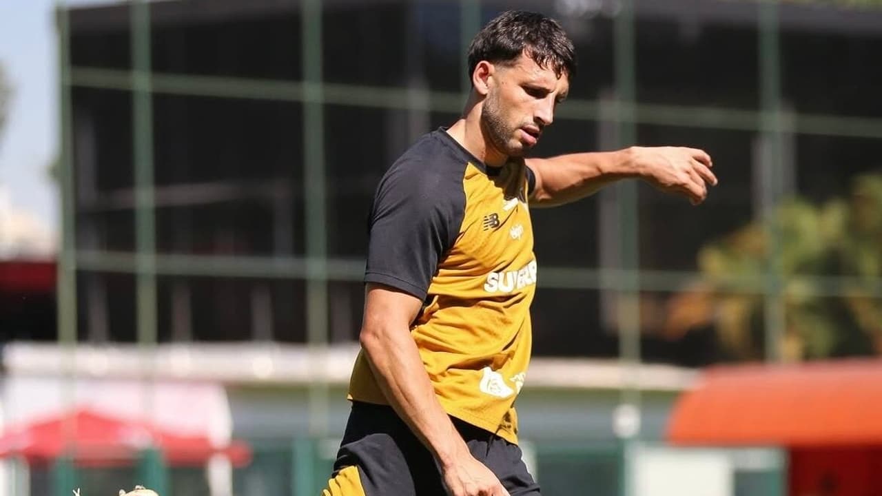 São Paulo conclui treino final no CT antes da viagem ao Chile pela Sul-Americana — Futebol