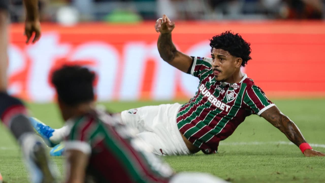 John Kennedy iguala recorde e lidera artilharia do Fluminense no Brasileirão — Futebol