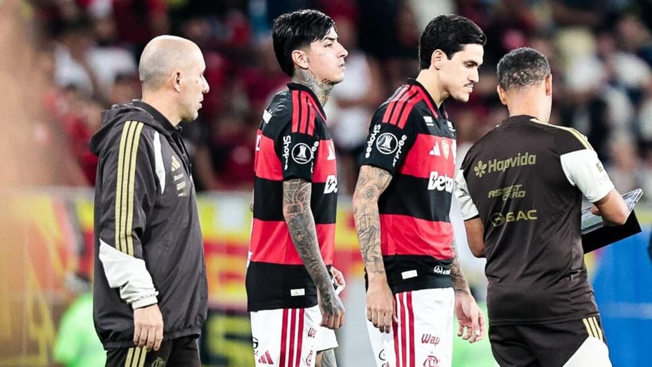 Flamengo ajusta estratégia em campo e assegura a melhor campanha da Libertadores — Futebol