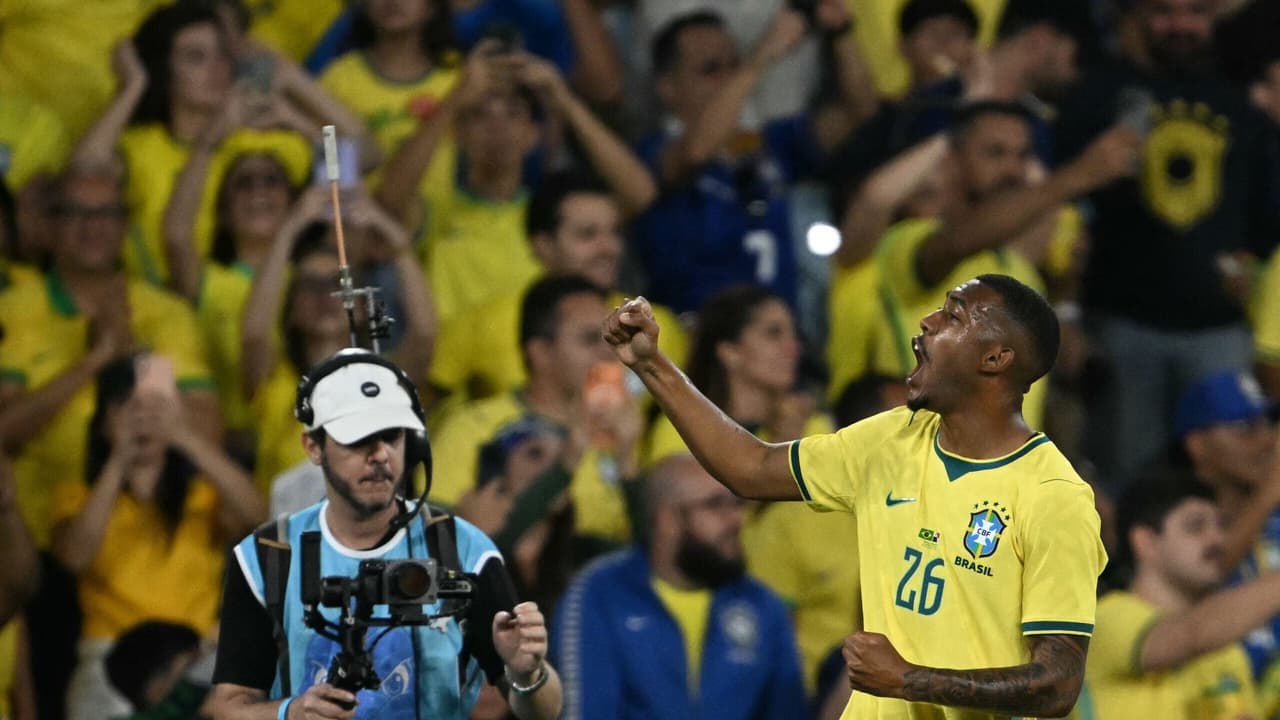 Rayan marca primeiro gol pela Seleção e alerta para disputa acirrada por vaga — Futebol