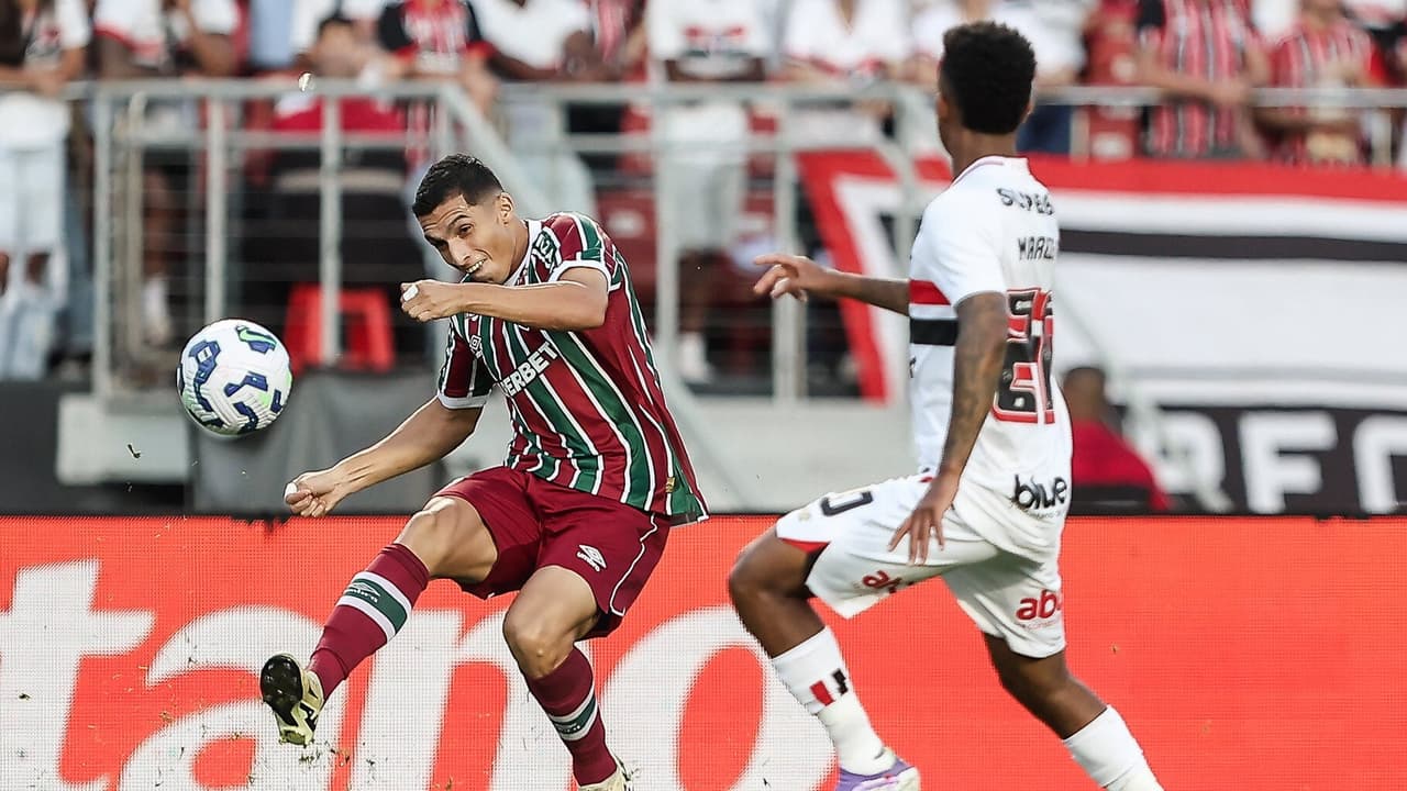 Brasileirão em alerta: Fluminense x São Paulo muda horário e promete duelo eletrizante pelo topo da tabela — Futebol