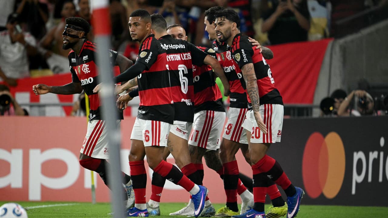 Flamengo Enfrenta Desafios no Caminho da Libertadores: A Luta Contra os Gigantes do Continente