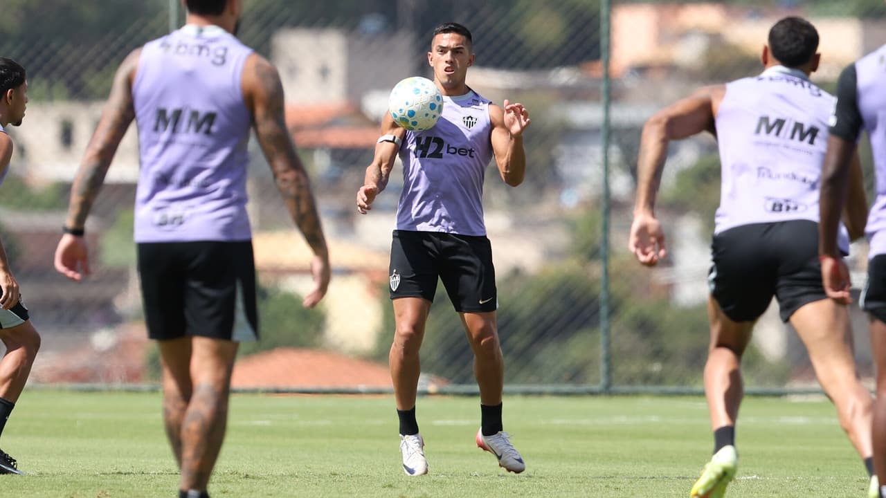 Atlético-MG enfrenta clássico com três desfalques confirmados de peso contra o Cruzeiro — Futebol