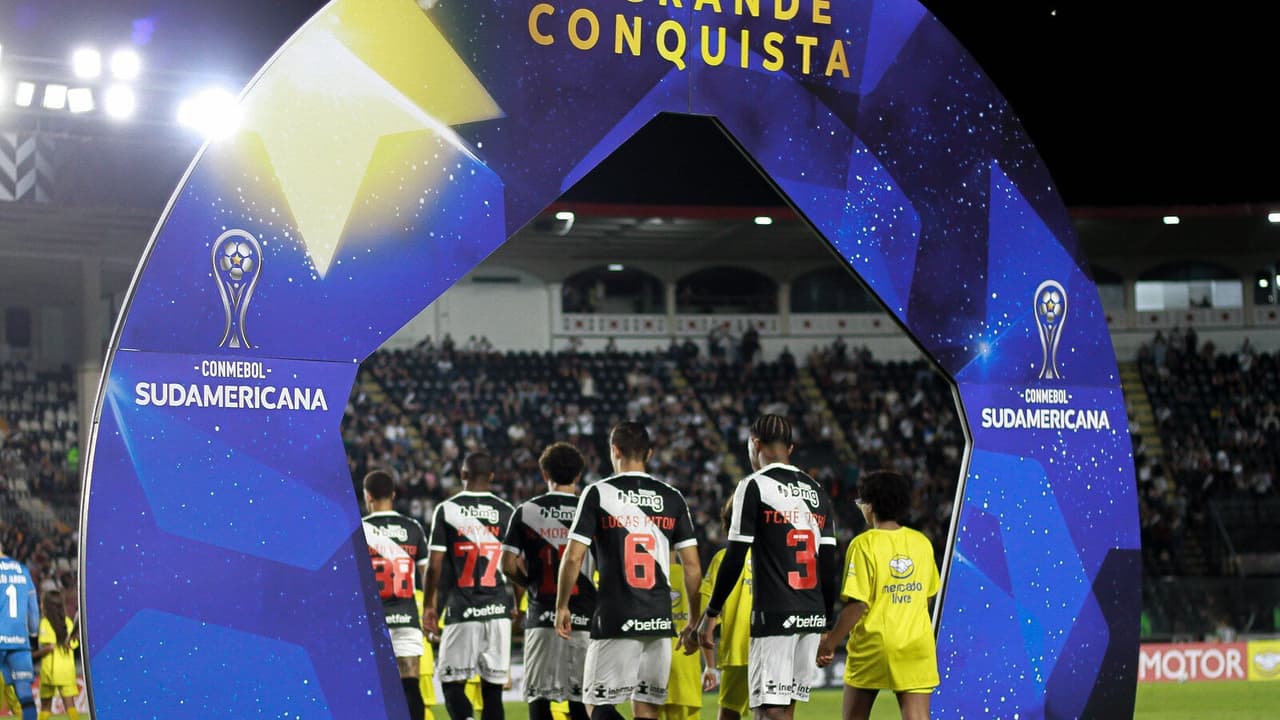 Vasco pega Independiente Medellín punido pela Conmebol e joga sem torcida na Colômbia — Futebol