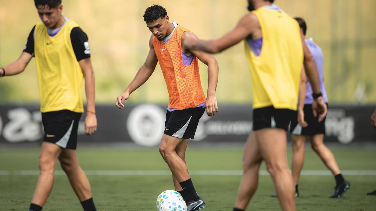Domínguez respira aliviado: retornos chave no Galo para encarar Botafogo e adeus a Hulk — Futebol