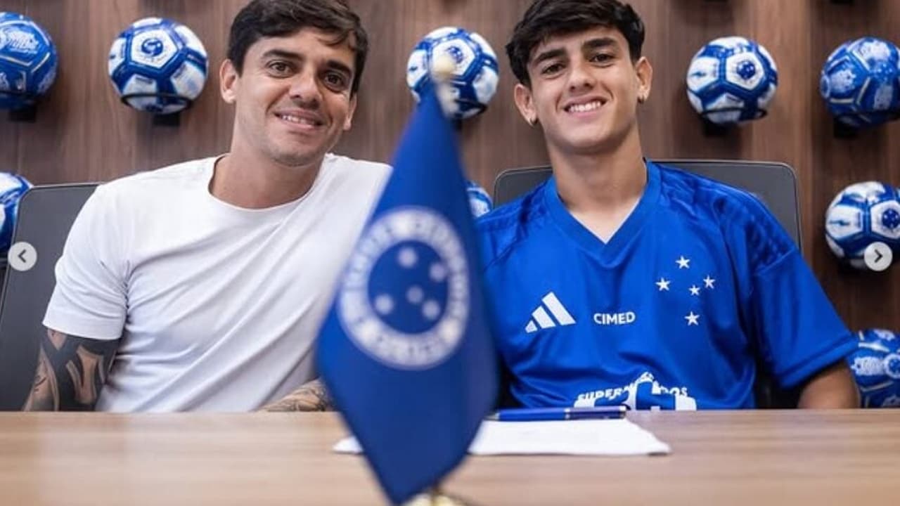 Fagner emociona ao falar do filho Henrique no Cruzeiro: 'Exijo o dobro dele' — Futebol