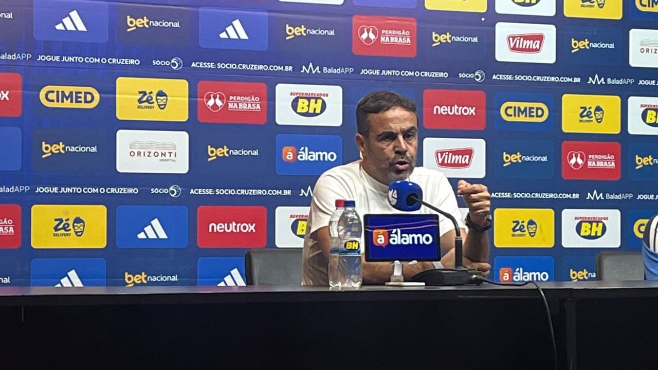 Análise Tática: Artur Jorge avalia gols sofridos pelo Cruzeiro em confronto clássico contra o Atlético-MG