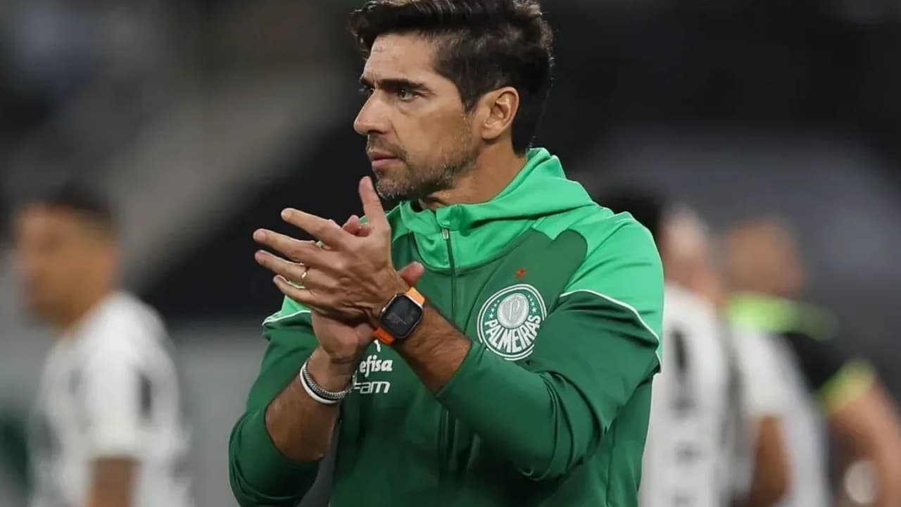 Abel altera escalação do Palmeiras para enfrentar o Sporting Cristal