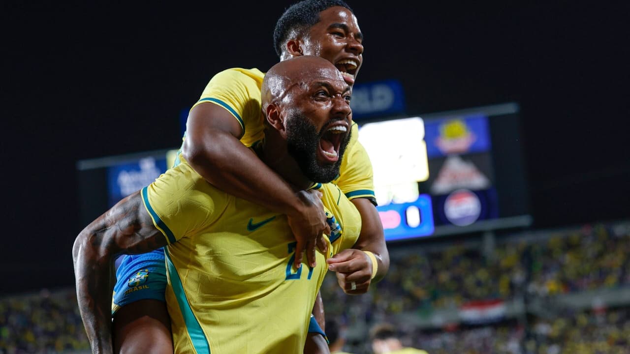 Importação de estrangeiros ameaça a Seleção? Convocados de Ancelotti apontam saídas criativas — Futebol