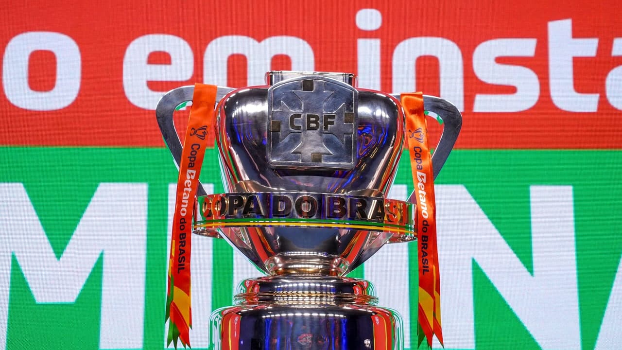 Tarólogo aponta leve favoritismo do Coritiba e São Paulo nos mata-matas da Copa do Brasil — Futebol