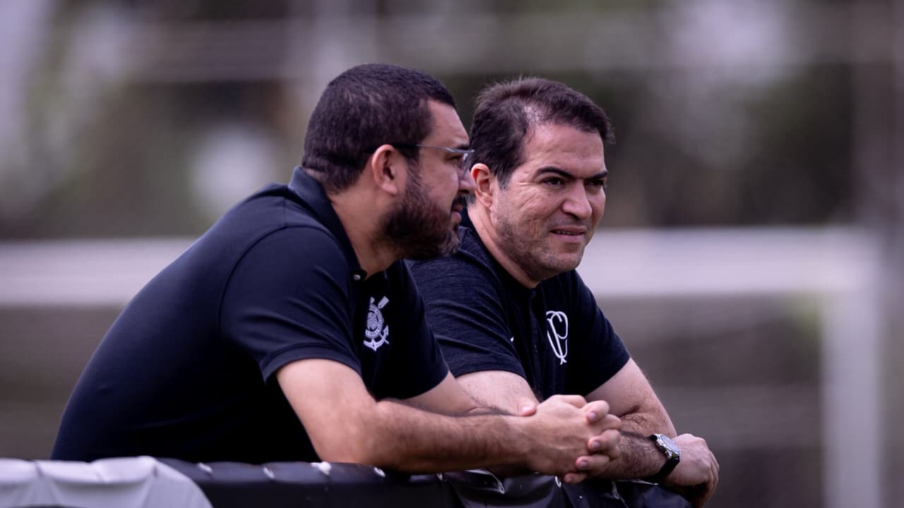 Corinthians perde preparador físico e busca reposição