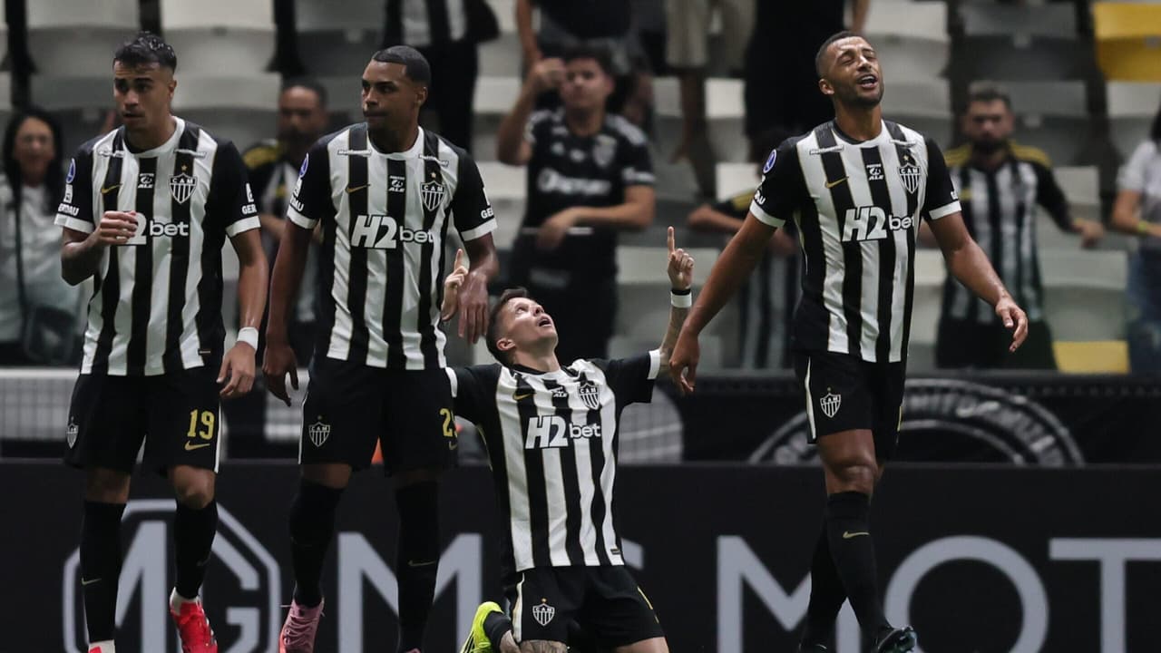 Atacante do Atlético-MG Confirma Interesse do Corinthians em Sua Contratação