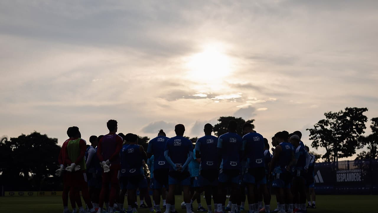 Artur Jorge projeta chances para reservas e base do Cruzeiro — Futebol