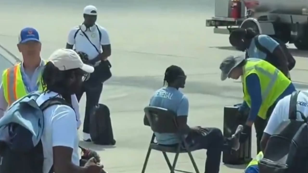 Desembarque da seleção de Senegal nos EUA é marcada por revista rigorosa