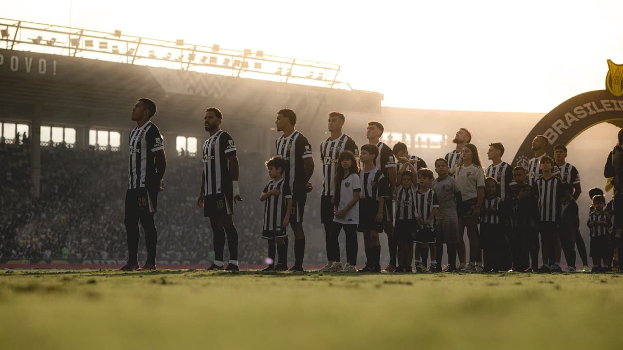 Galo traça cronograma de férias e volta aos treinos durante pausa da Copa do Mundo — Futebol