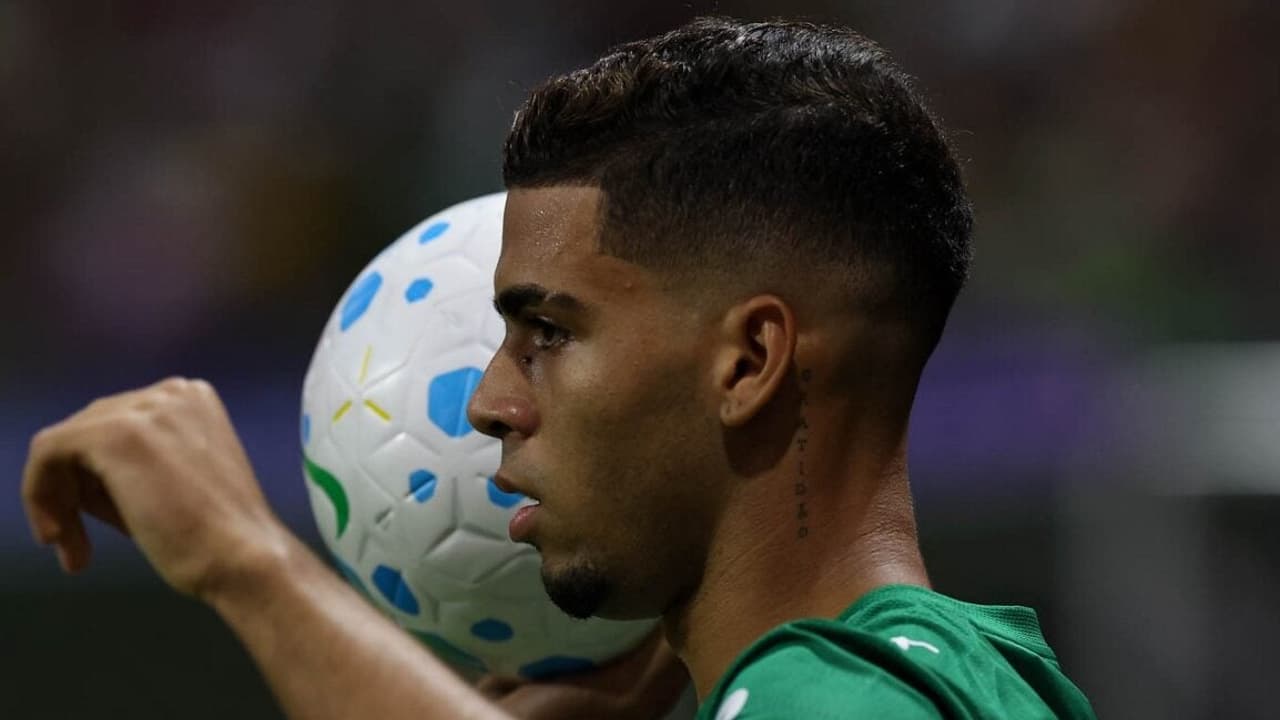 Arthur quer aproveitar espaço para embalar no Palmeiras no segundo semestre
