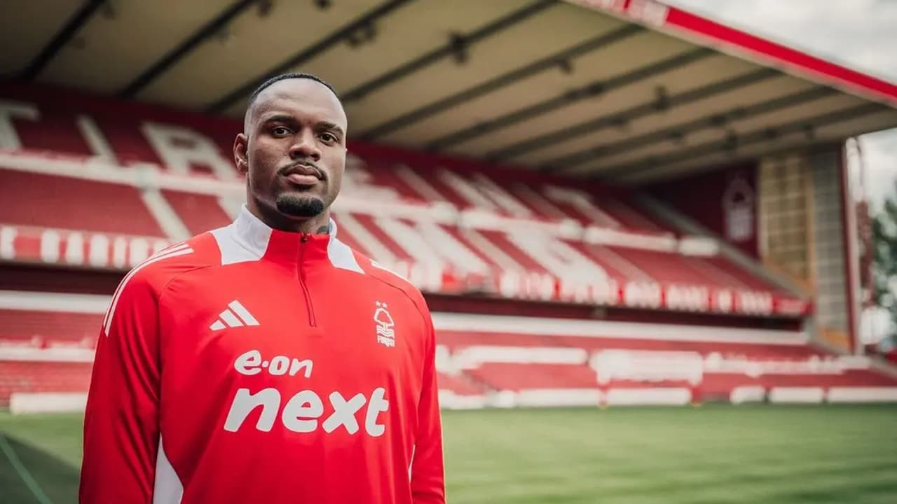 Ex-Corinthians é alvo de desejo de brasileiros após ser descartado na Premier League