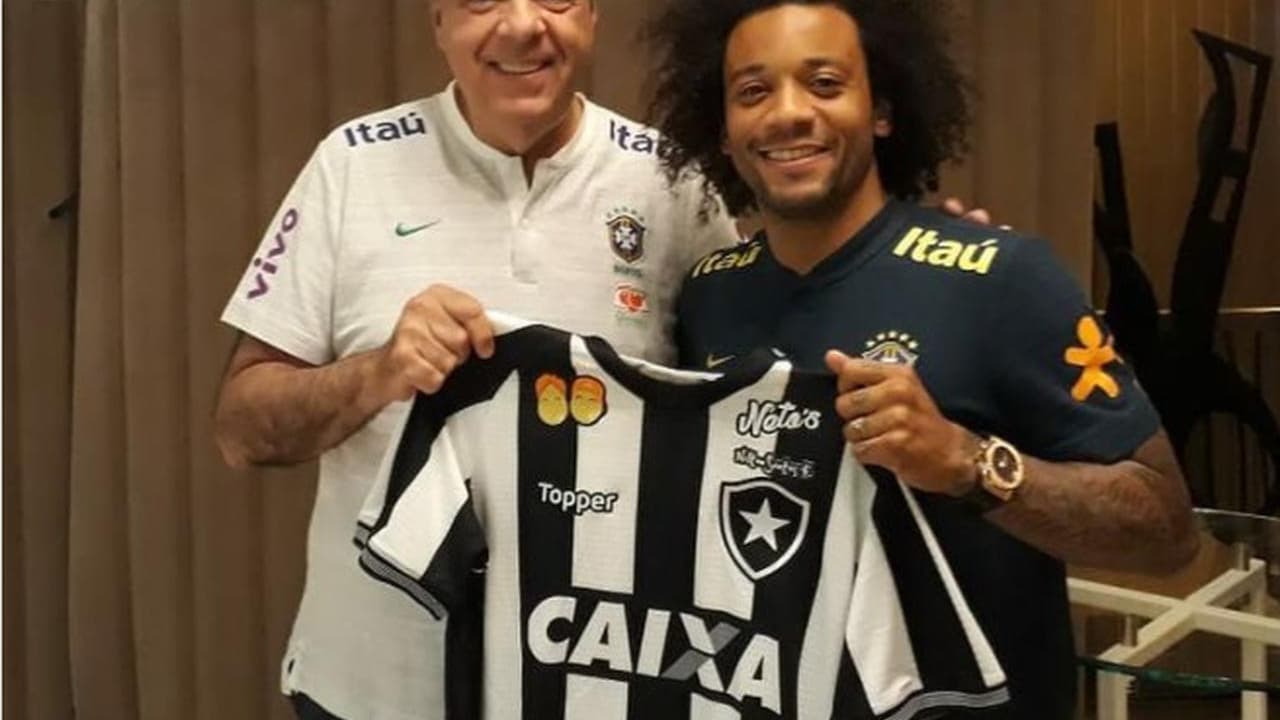 Com diversos jogadores do Real Madrid, Marcelo elege time ideal de