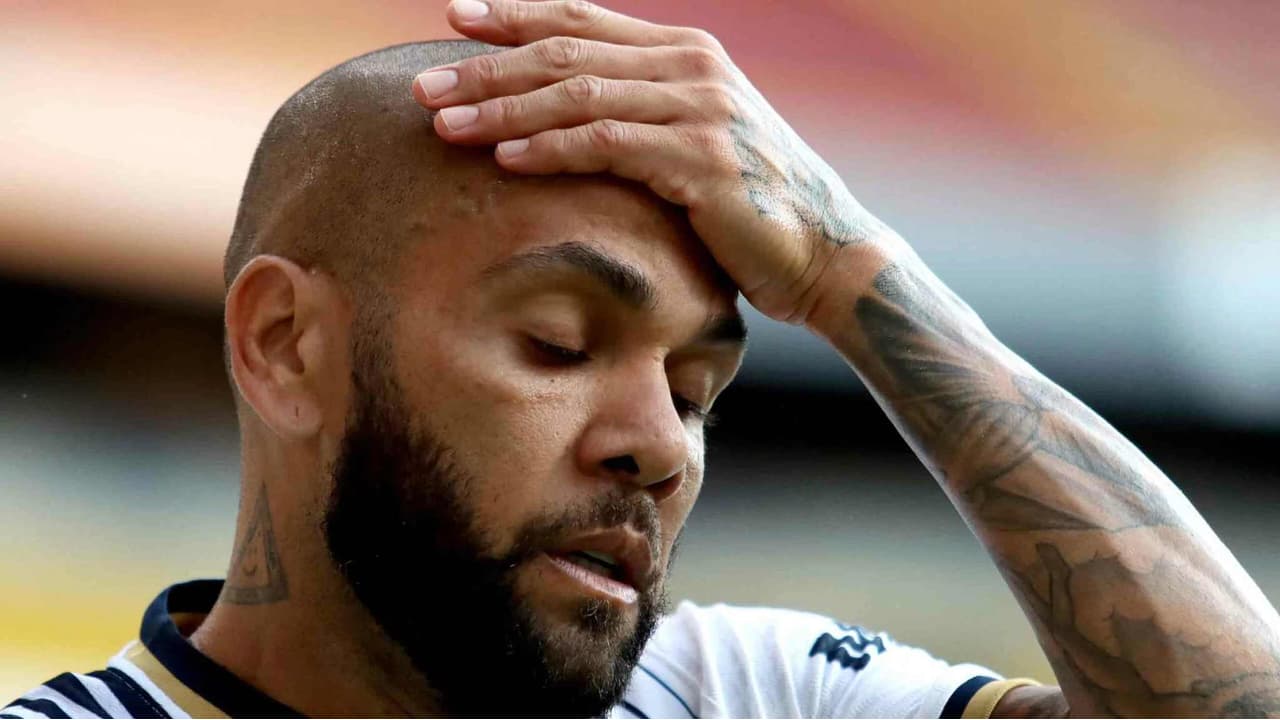 Jornal espanhol aponta nova prova que pode complicar defesa de Daniel Alves  - Lance!