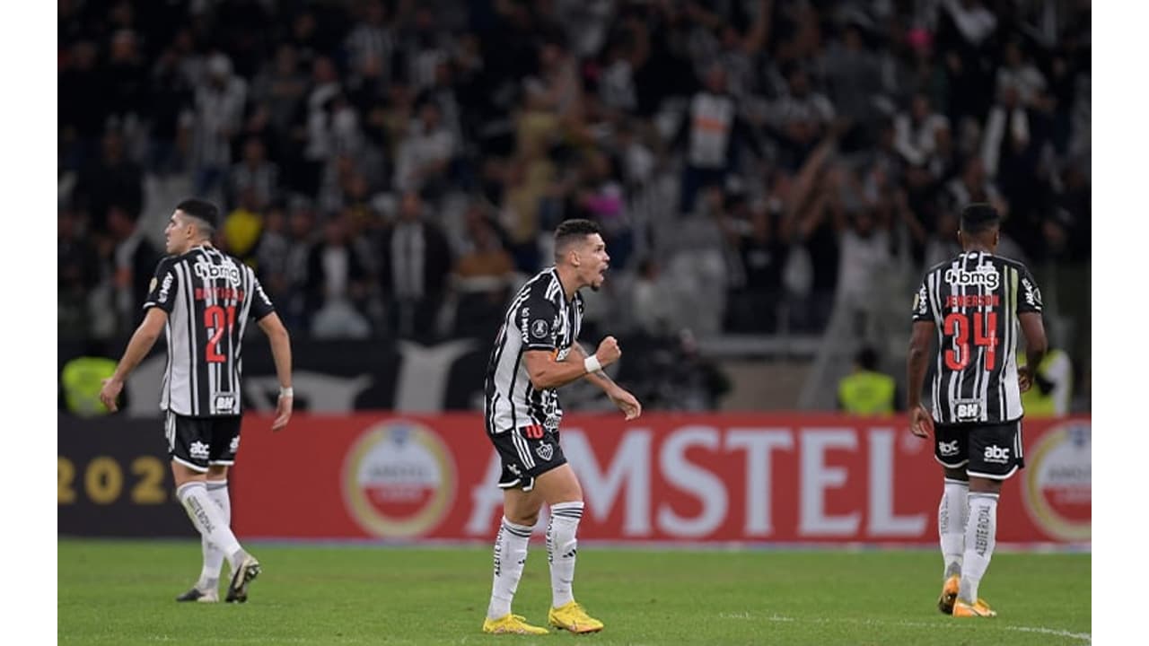 AtléticoPR ganha do por 3 a 2