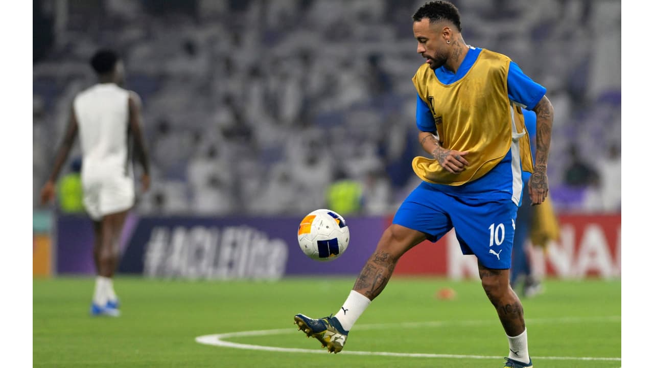 Neymar volta aos gramados e leva internet à loucura: 'Acabou a espera!'