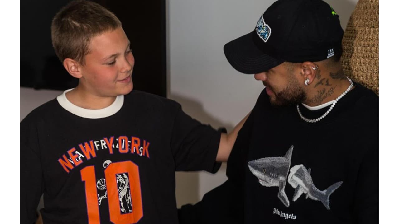 Atitude do filho de Neymar na apresentação do Santos viraliza