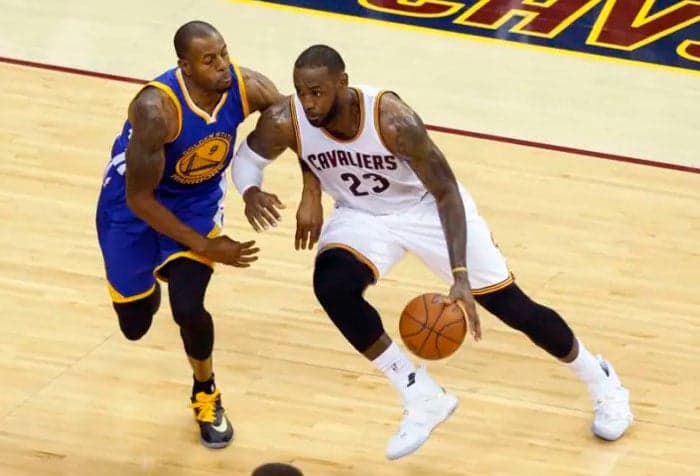 Final da NBA de 2016 entre Cleveland Cavaliers e Golden State Warriors (Foto: AFP)