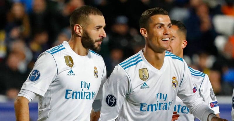 Cristiano Ronaldo e Benzema foram colegas de equipe no Real Madrid (Foto: Reprodução)