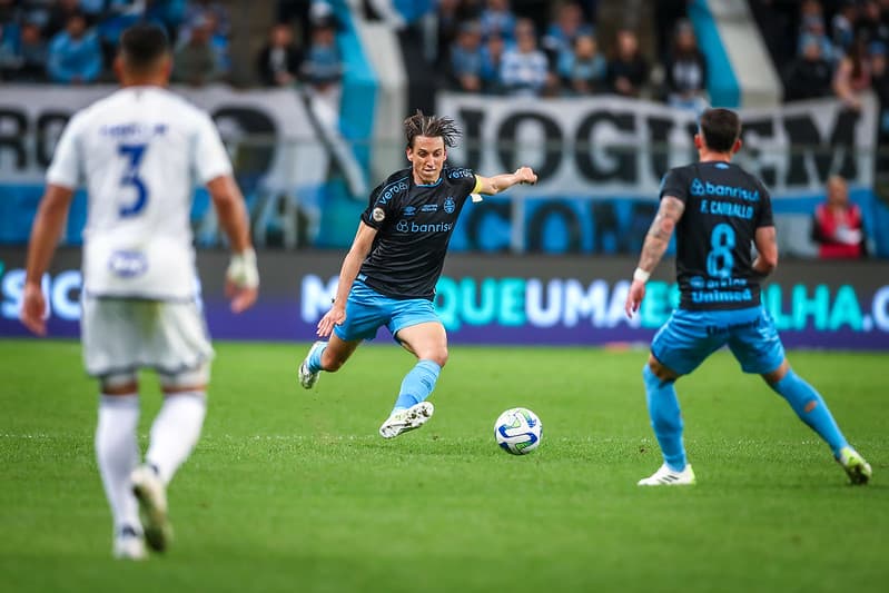 Grêmio e Cruzeiro: quem vence no duelo direto?