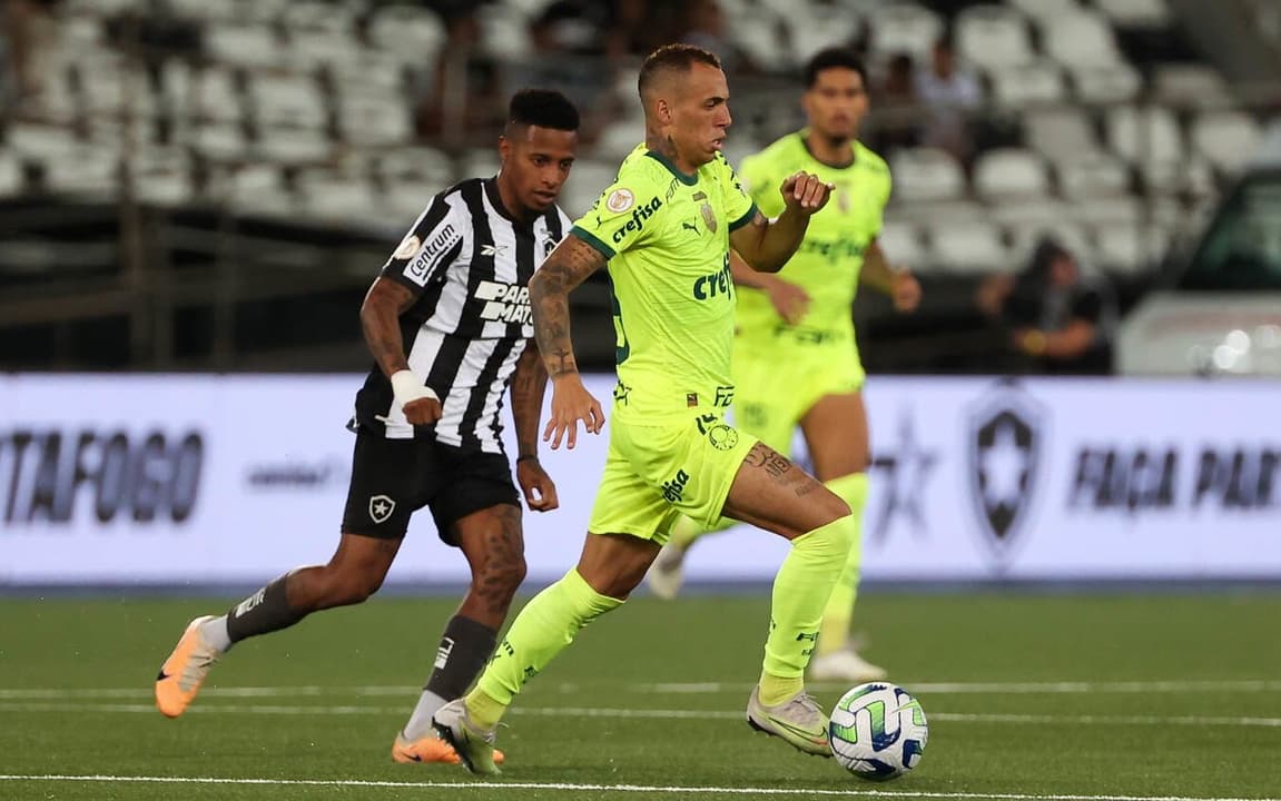 Abel escala quatro titulares poupados na virada épica do Botafogo x Palmeiras.