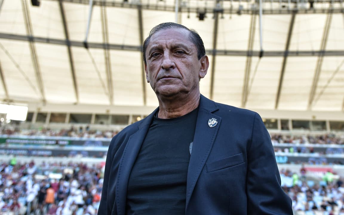 Próximo do Corinthians, Ramón Díaz ainda tem vínculo com o Vasco