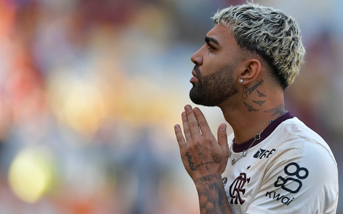 Gabigol, jogador do Flamengo, pede respeito e critica boatos infundados.