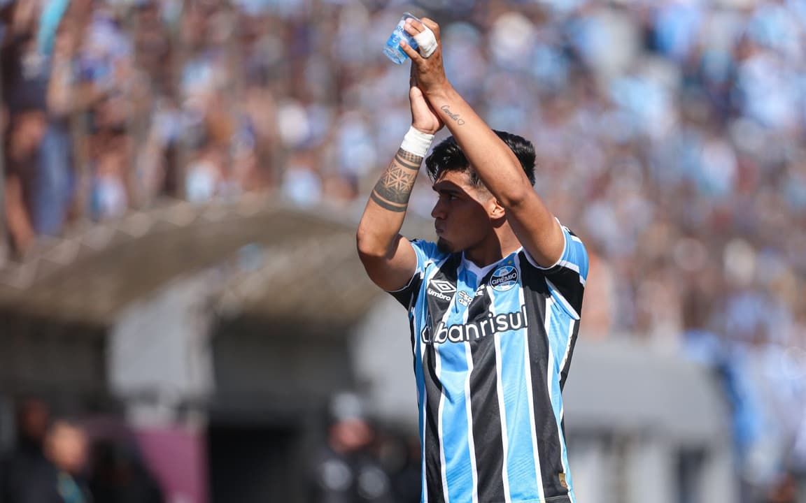 Reforço do Grêmio Revela Pedido Inusitado Antes de Assinar Contrato
