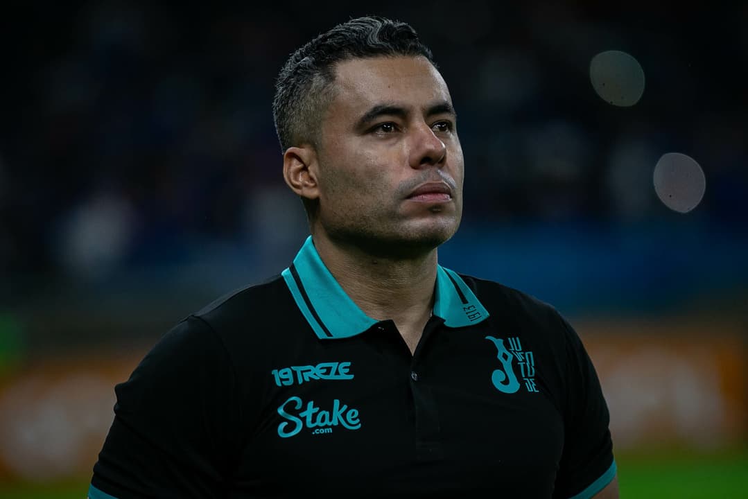 Juventude critica arbitragem em derrota para o Cruzeiro e cita Palmeiras no contexto.