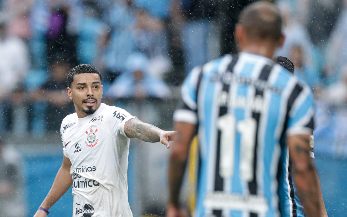 Torcedores criticam nível do jogo entre Corinthians e Grêmio na Copa do Brasil