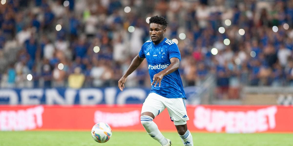 Retorno de jogador equatoriano à equipe do Cruzeiro pós Copa América.